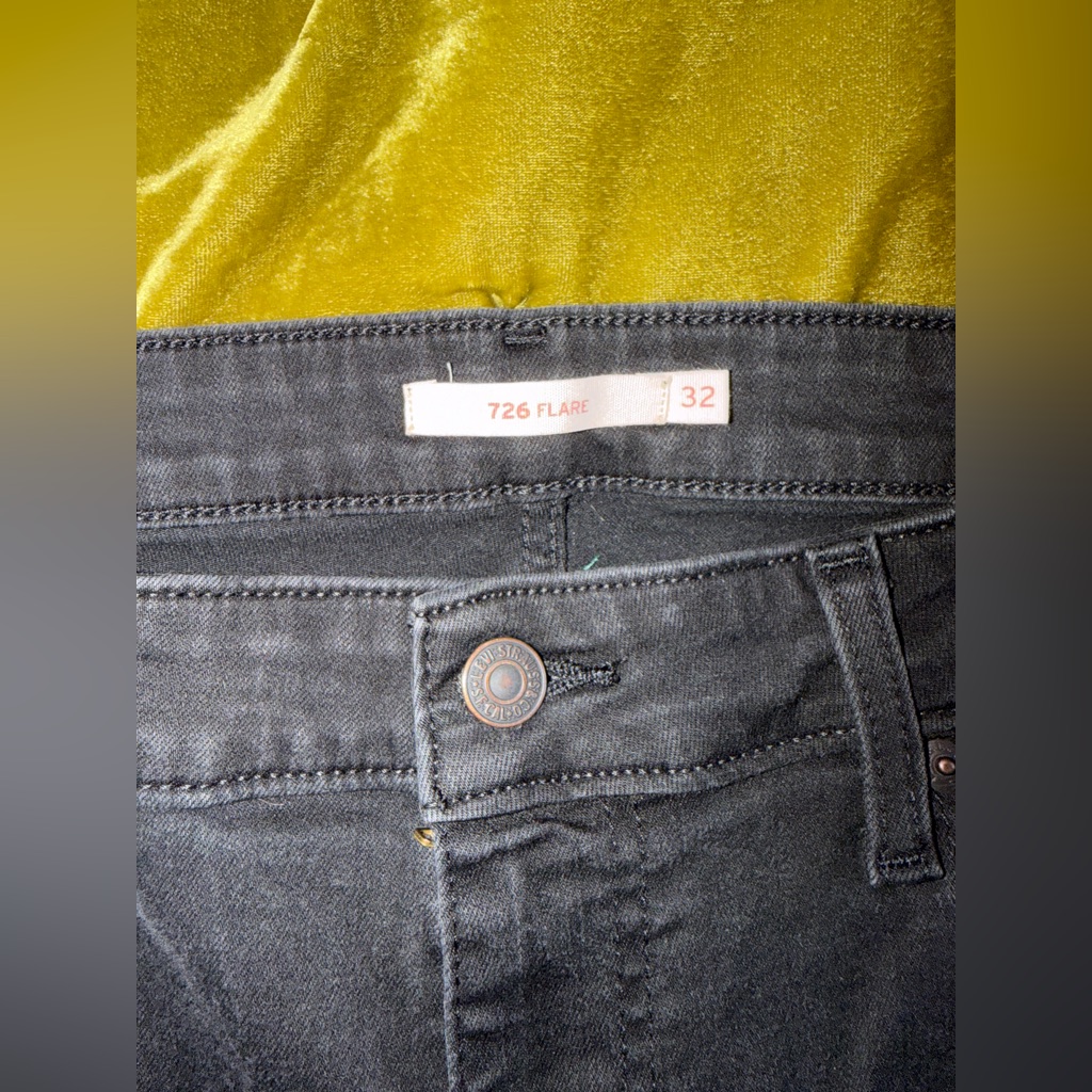 Womens 726 Flare Black Levis